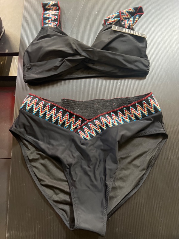 Photo 1 of 2 pcs swimwear size large 