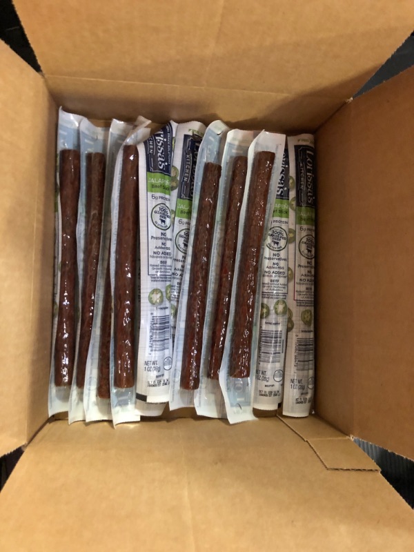 Photo 2 of 
 expires- oct- 01/24
Lorissa's Kitchen 1oz Grass Fed Beef Sticks - Jalapeno, 1 Oz