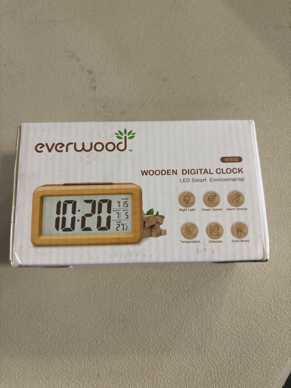 Photo 2 of everwood Wooden Digital Battery Operated Alarm Clocks for Bedrooms, Beside, Table, Desk