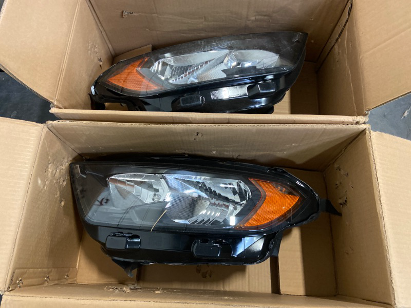 Photo 2 of Halogen Head light Assembly for Ford for EcoSport 2018 2019 2020 2021 2022 Right Passenger Side Left Driver Side Front Headlights Head Lamp Replacement GN1Z13008AD GN1Z13008AM (Left + Right)