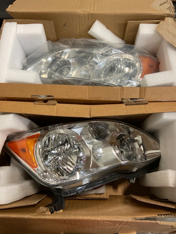 Photo 2 of ***Left And Right Side*** Headlight Assembly Compatible with Toyota Avalon XL/XLS/Limited/Touring Sedan 3.5L 2008 2009 2010, A Pair OE Replacement Headlight 8118507083 8111007093 Left & Right Side Xenon HID Headlamp