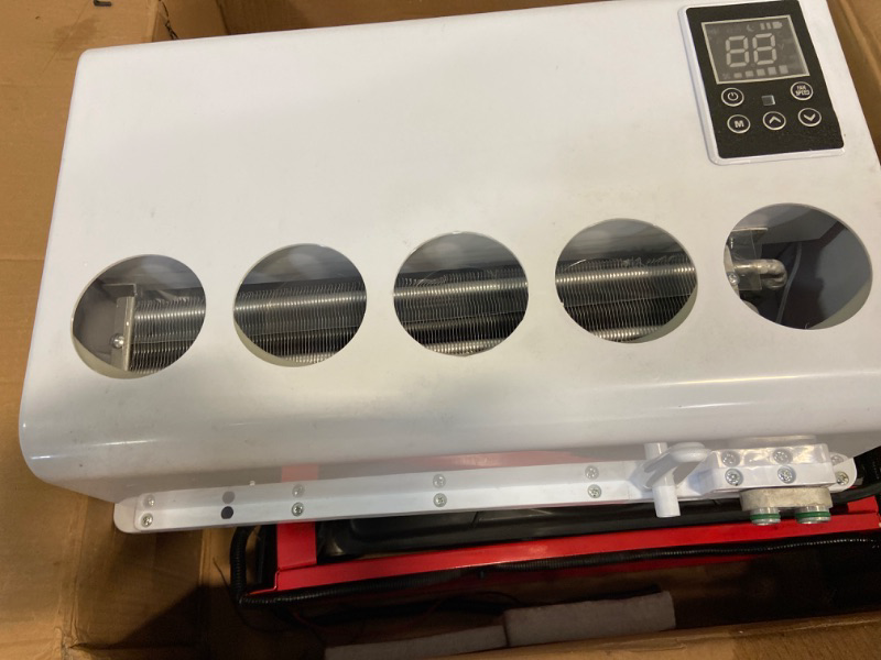 Photo 3 of ** FINAL SALE ** (Missing Vents)12V electric air conditioners for RVs, trucks, construction vehicles, excavators, harvesters, agricultural machinery (12V) ***Sold As Is***