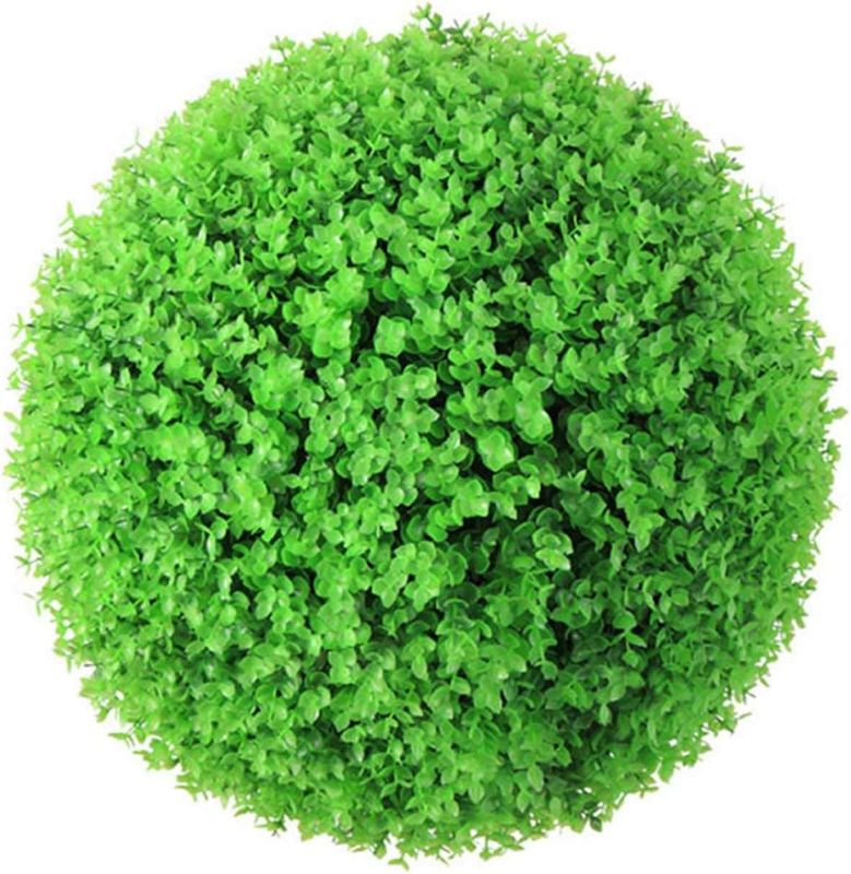 Photo 1 of LXUXZ Artificial Plant Topiary Ball Artificial Greenery Ball Decorative Faux Boxwood Decorative Foliage Artificial Decorative Holiday Plants Spring Summer Faux Plant Decor (Green, 35cm=13.8in)
