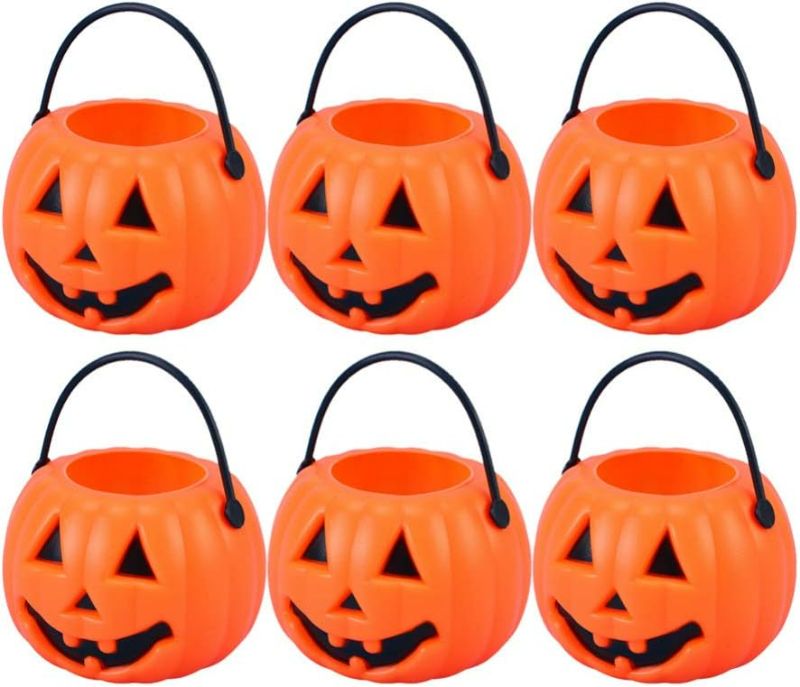 Photo 1 of 7pcs Halloween Portable Pumpkin Bucket Trick or Treat Candy Holder Halloween Pumpkin Candy Pail Holder for April Fool s Day Halloween Decoration