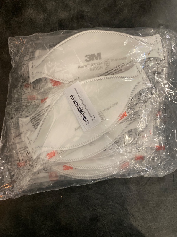 Photo 2 of 3M Aura Particulate Respirator 9205+, N95, Pack of 20 Disposable Respirators, Individually Wrapped, 3 Panel Flat Fold Design Allows for Facial Movements, Comfortable, NIOSH Approved, Smoke