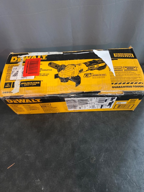 Photo 3 of DEWALT Angle Grinder, Variable Speed, 5-Inch, 13-Amp, Corded (DWE43231VS)