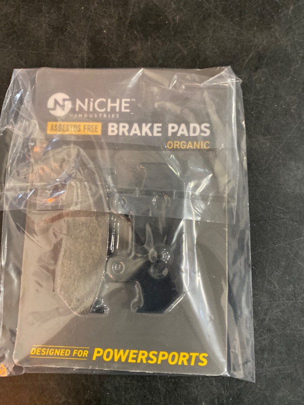 Photo 3 of NICHE Brake Pad Set for Suzuki Burgman 650 400 69100-10860 69102-05890 Rear (Organic)