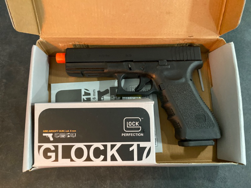 Photo 2 of Umarex Glock 17 Gen3 GBB Blowback 6mm BB Pistol Airsoft Gun Black