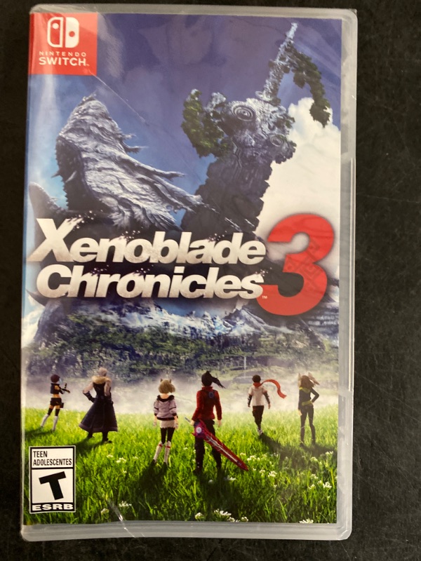 Photo 2 of Xenoblade Chronicles: Definitive Edition - Nintendo Switch