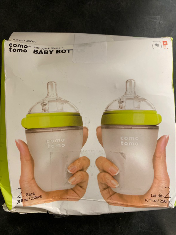 Photo 3 of Comotomo Baby Bottle Double Pack, Green, 8oz