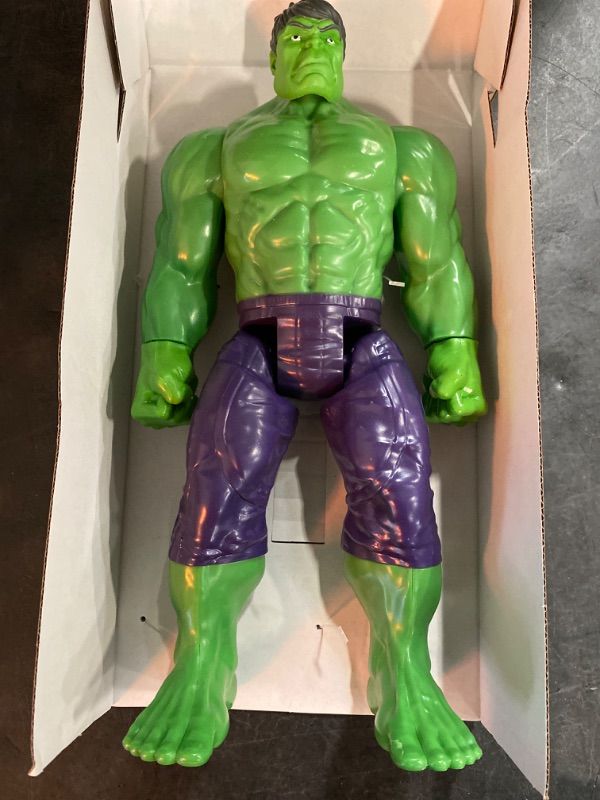 Photo 2 of Avengers Marvel Titan Hero Series Blast Gear Deluxe Hulk Action Figure, 12-Inch Toy, Inspired by Marvel Comics, for Kids Ages 4 and Up , Green