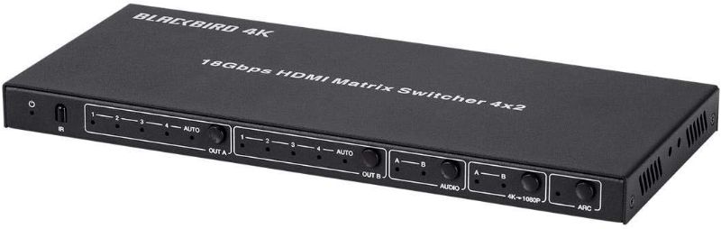 Photo 1 of Monoprice Blackbird Pro WIHD 60GHz Uncompressed Wireless Professional HDMI Extender - 30 Meter Range, Black
