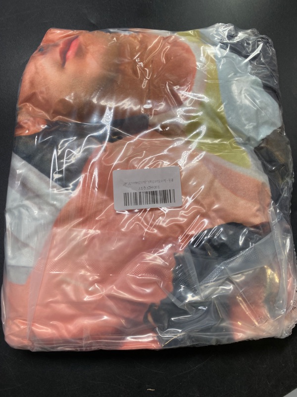 Photo 1 of Jacob Elordi Collage 4 Blanket Super Soft Throw Blanket Silky Flannel Lightweight for Sofa, Bed Blanket All Season Use 40""*50"" ?100 * 130cm?, Style
