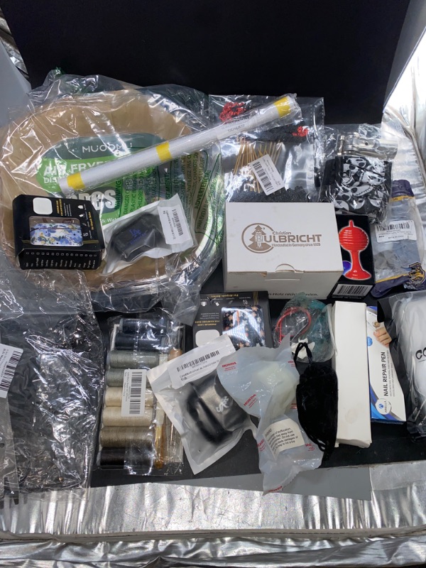 Photo 1 of LOT OF 17 MISCELLANEOUS ITEMS
