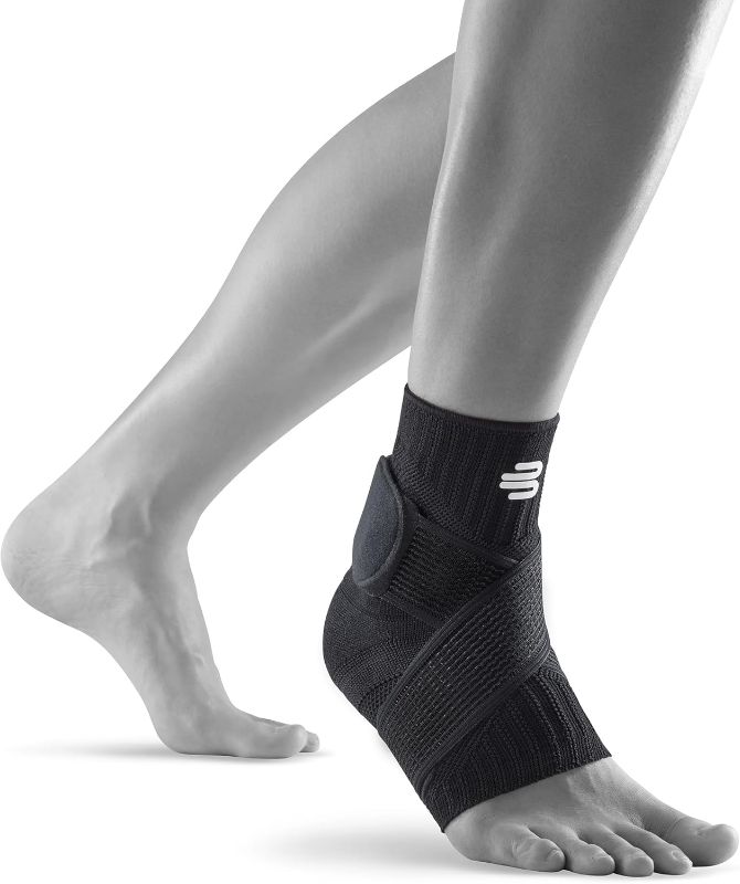 Photo 1 of XS Bauerfeind Sports Ankle Support - Breathable Compression (All Black, X-Small/Right)
