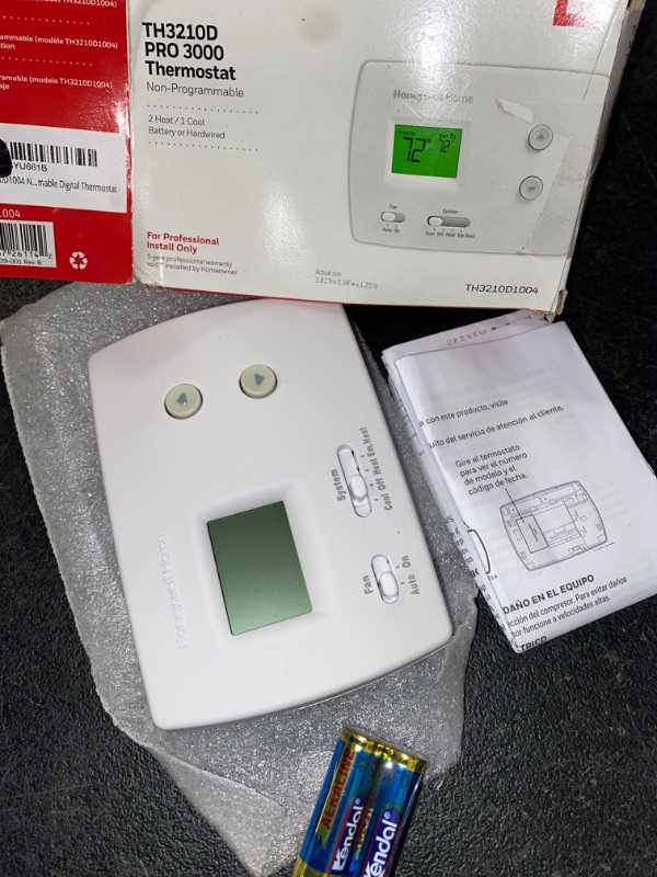 Photo 2 of Honeywell TH3210D1004 Non-Programmable Digital Thermostat
