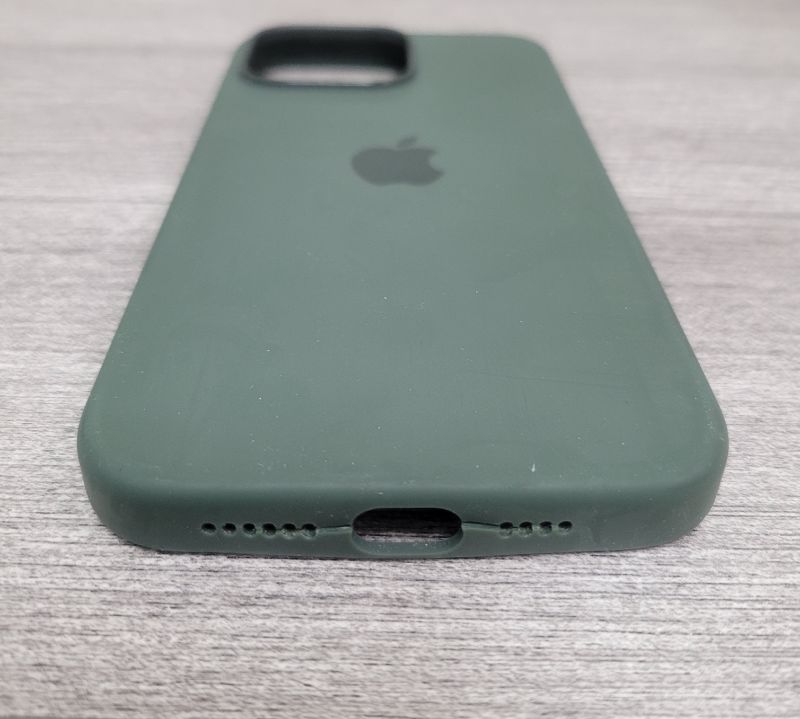 Photo 2 of Apple iPhone 15 Pro Max Silicone Case with MagSafe - Cypress
