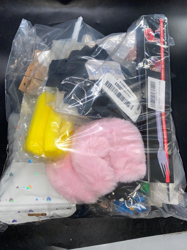 Photo 1 of LOT OF 23 MISCELLANEOUS ITEMS 