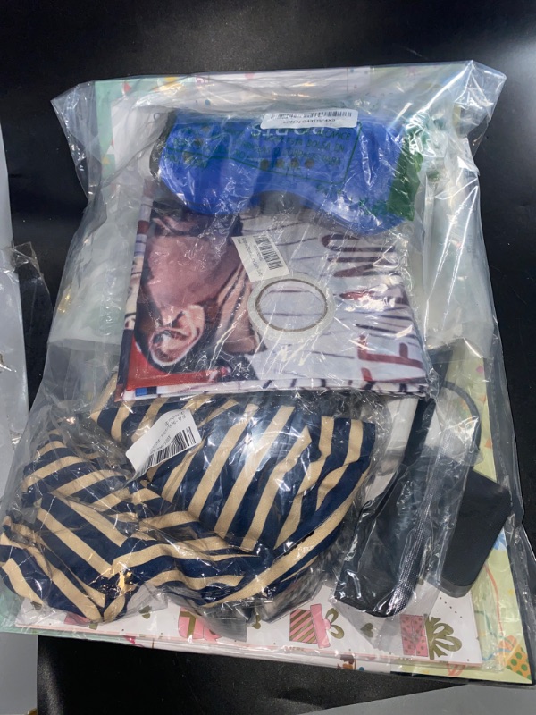 Photo 2 of LOT OF 16 MISCELLANEOUS ITEMS 