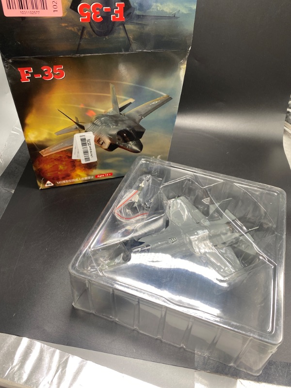 Photo 3 of 1/72 Scale F35 F-35A Lightning II Joint Strike Fighter Attack Aircraft Metal Military Plane Toy Model Collection Gift