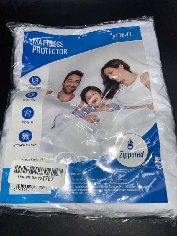 Photo 2 of FULL 54X75X13 DMI Waterproof Mattress Protector and Mattress Cover, Encased Zippered Fit, Full, Packaging may vary