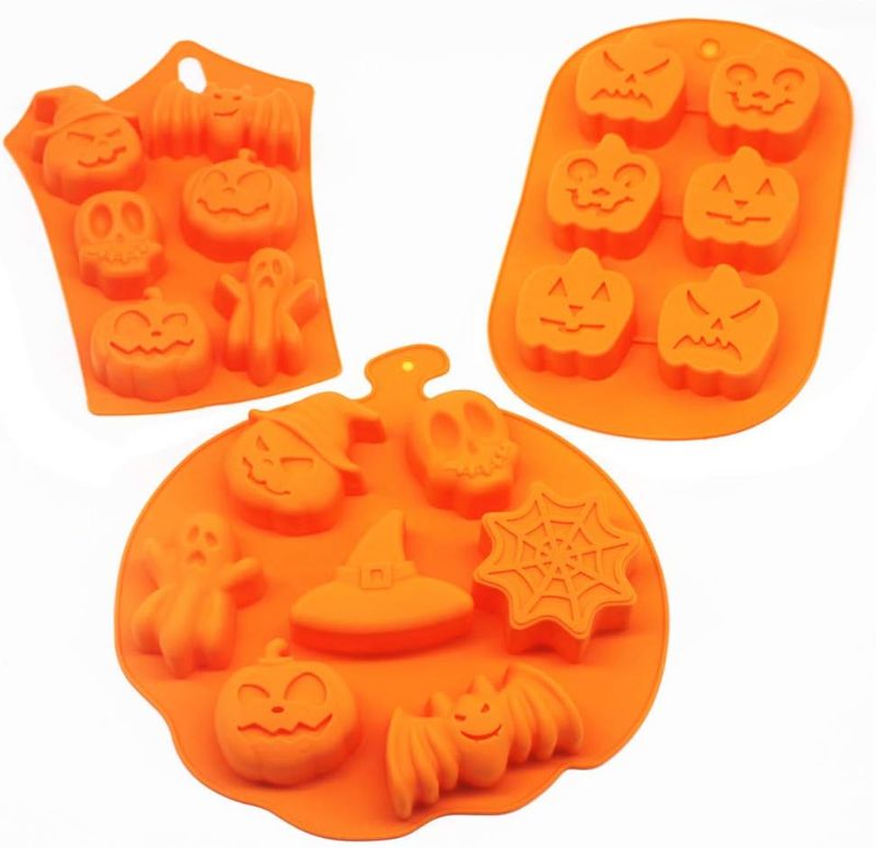 Photo 1 of 3 PCS Silicone Halloween Ghost Pumpkin Baking Mold Set Non-Stick Chocolate Jelly Fondant Cake Baking mold for Party Gift Handmade Soap Molds with Shape of Skull Bat Ghost
USED LIKE NEW**