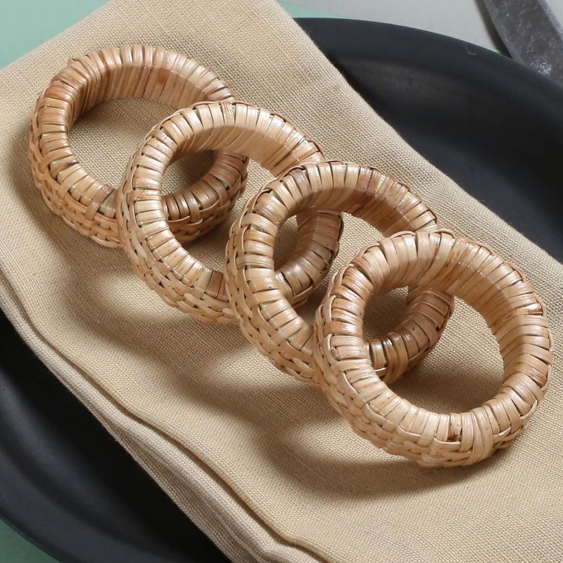 Photo 1 of Goroly Home Rattan Napkin Rings Set of 22, Bulk Natural Round Woven Napkin Holders for Wedding Party Decoration MISSING 2 RINGS**
