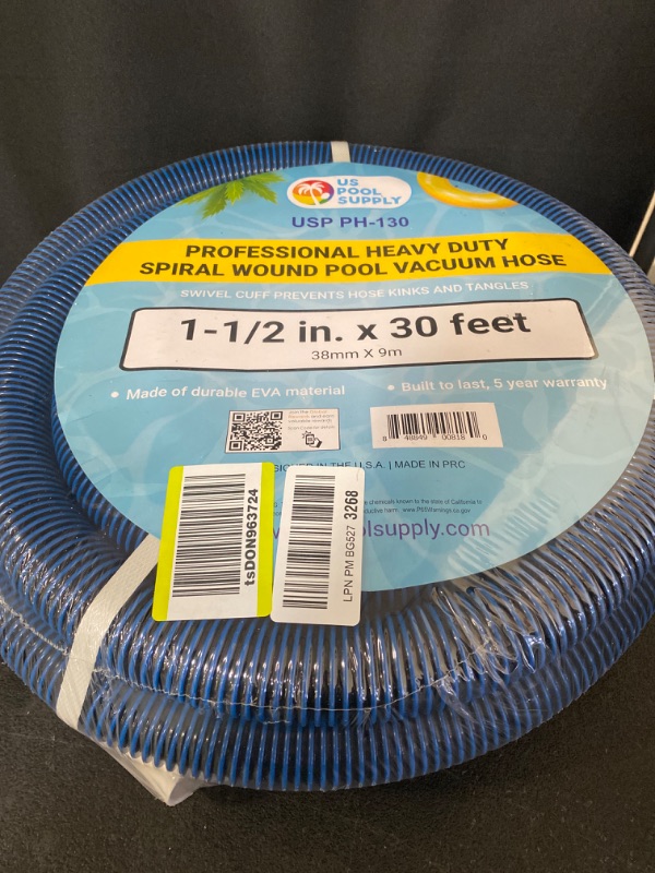 Photo 2 of U.S. Pool Supply 1-1/2" x 30 Foot Professional Heavy Duty Spiral Wound Swimming Pool Vacuum Hose with Kink-Free Swivel Cuff, Flexible - Connect to Vacuum Heads, Skimmer, Filter Pump Inlet, Accessories
