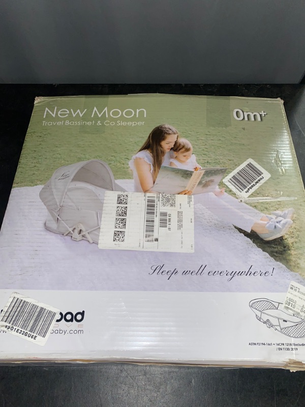 Photo 3 of Beberoad Portable Foldable Newborn Bassinet w/ Mosquito Net, Newmoon Light Gray