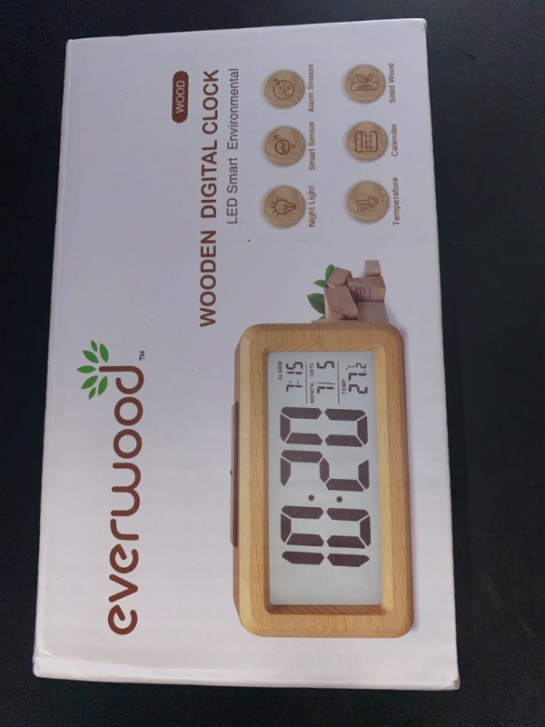 Photo 3 of everwood Wooden Digital Battery Operated Alarm Clocks for Bedrooms, Beside, Table, Desk
