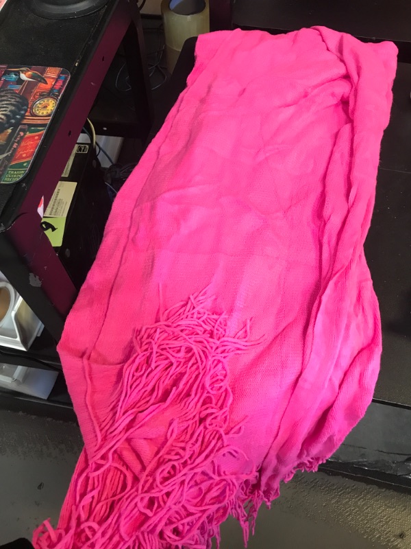 Photo 2 of  BLANKET (PINK)