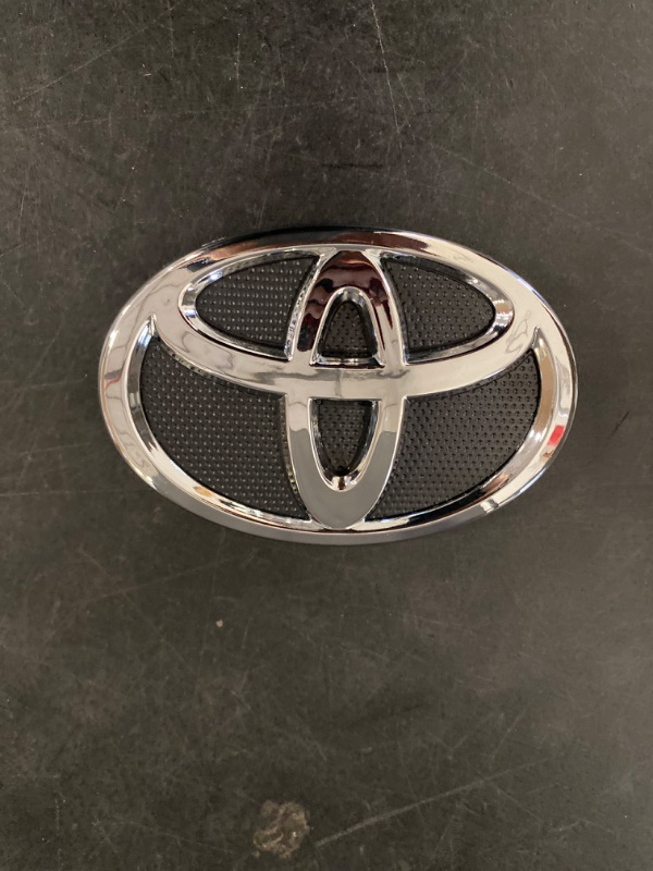 Photo 2 of Genuine Toyota Radiator Grille Or Front Panel Emblem