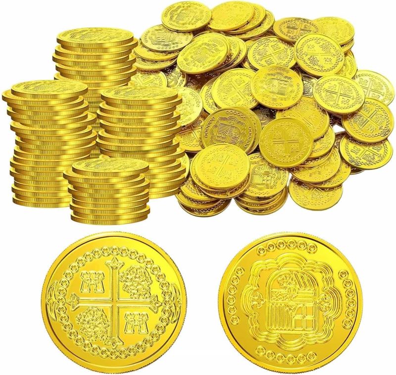 Photo 1 of 200 Pcs Plastic Pirate Gold Coins St. Patrick's Day Play Treasure Coins Fake Coins Reward Gifts for Kids Board Games Pirate Party Cosplay Pirate Party Decorations (200pcs)
&&
3 Pack Cruise Luggage Tags Holder for Carnival, MSC, Princess, NCL Cruise Ships 