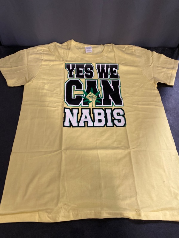 Photo 2 of Medium YES We Cannabis, Pot, Weed Smoker Men's T-Shirt