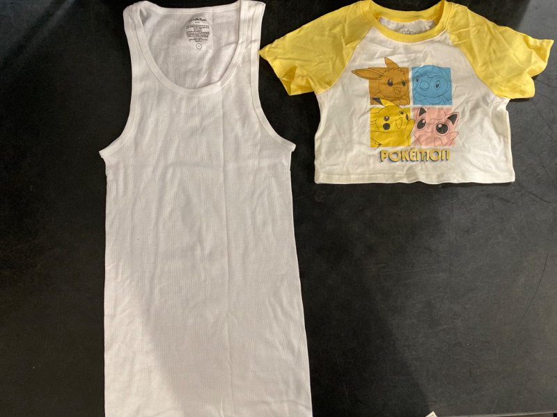 Photo 2 of 6 Items Mixed lot of Adult and Children Clothing
(Check comments for sizes) 