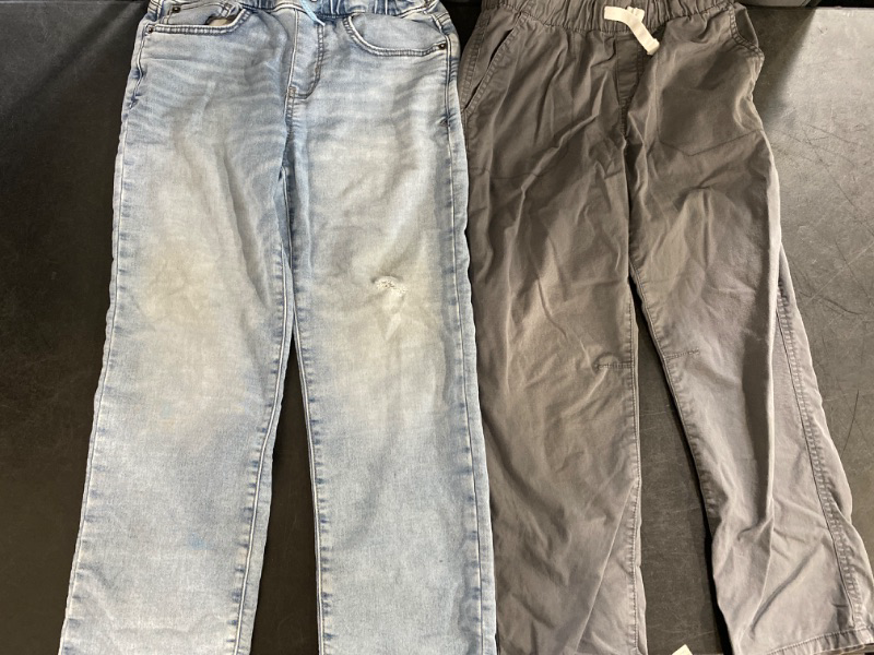 Photo 1 of 4 Items Pants Mixed lot 
