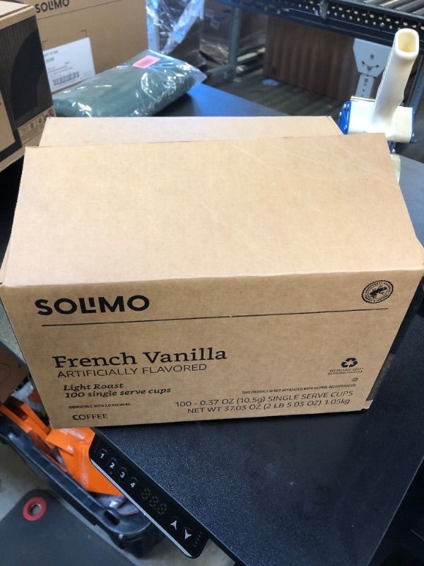 Photo 2 of Amazon Brand - 100 Ct. Solimo Light Roast Coffee Pods, French Vanilla Flavored, Compatible with Keurig 2.0 K-Cup Brewers EXP FEB 22 2025
