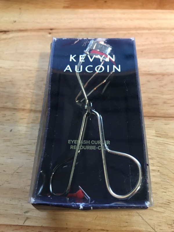 Photo 2 of Kevyn Aucoin The Eyelash Curler: Easy use. Long-lasting curl of lashes effect. Wide opening. Stainless steel with two red lash cushions. Pro makeup artist tool for before & after mascara application