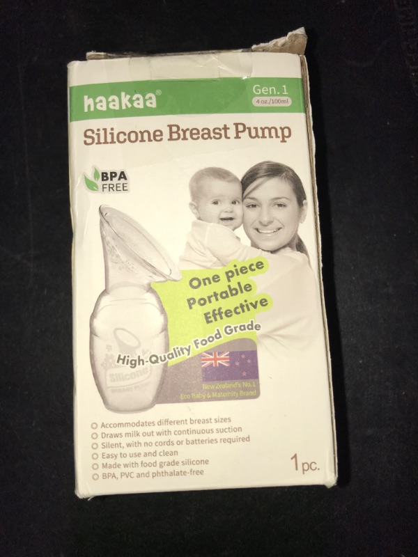 Photo 2 of haakaa Manual Breast Pump for Breastfeeding, Silicone, Clear 4oz/100ml