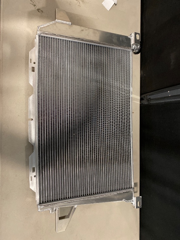 Photo 3 of 3 Row Core Full Aluminum Radiator for 1985-1997 86 87 88 89 90 91 92 93 94 95 Ford Bronco F-150 F-250 F-350 4.9L L6