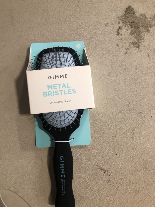 Photo 2 of Gimme Beauty Metal Flex Detangling Hair Brush for Scalp Health