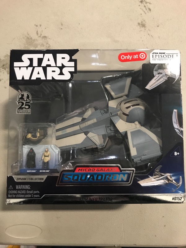 Photo 2 of Star Wars Micro Galaxy Squadron Sith Infiltrator - 10-Inch Vehicle with 2.5-Inch Speeder with Stand Plus Two 1-Inch Micro Figure Accessories