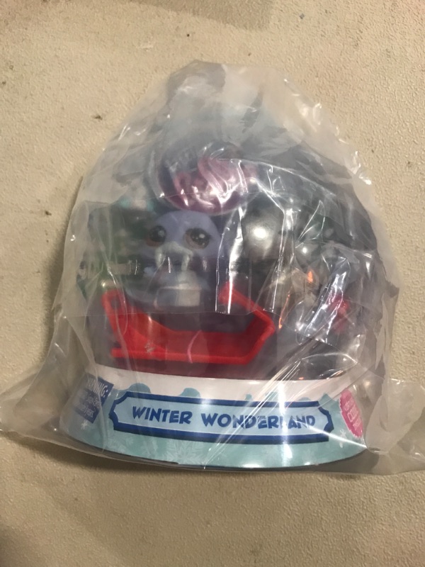 Photo 3 of LPS Littlest Pet Shop WINTER WONDERLAND #17 Walrus #20 Wolf Snow Globe with Code