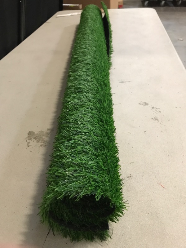 Photo 2 of XLX TURF 4FTX4FT Artificial Grass Outdoor Rug, Realisitic Green Fake Turf Grass for Patio Balcony Yard, Dog Potty Grass Pee Pads