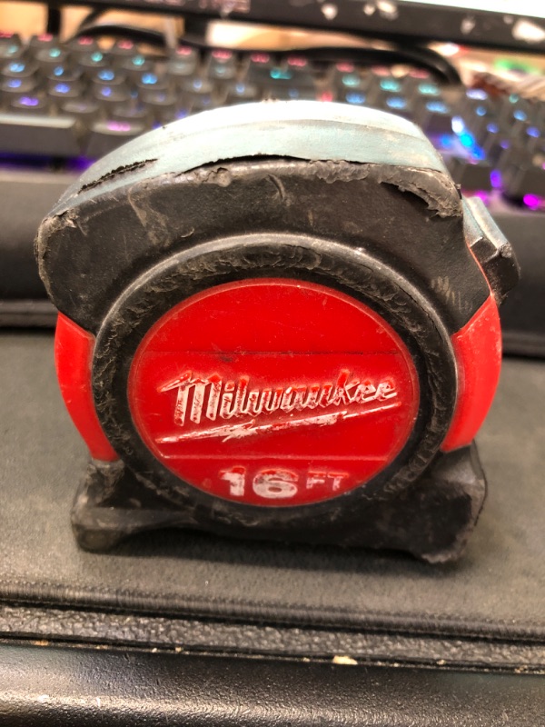 Photo 1 of 16FT MILWAUKEE MEASURING TAPE 