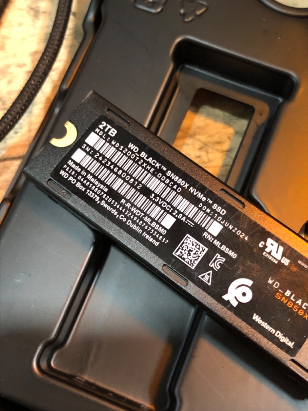 Photo 3 of **unknown if new or used**
WD_BLACK 2TB SN850X NVMe Internal Gaming SSD Solid State Drive with Heatsink - Works with Playstation 5