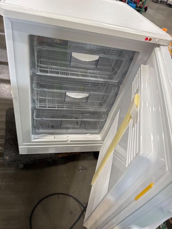 Photo 3 of *Powers on*Accoculd VT65ML Freestanding Medical All-Freezer Capable of -25C Operation with Front-Mounted Lock, Manual Defrost, One Piece Interior Liner, Reversible Door and White Exterior