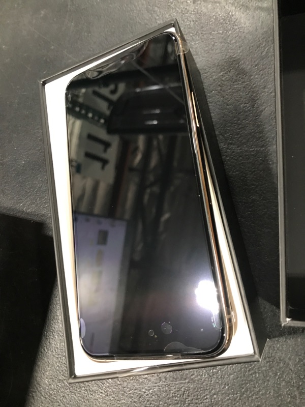 Photo 4 of Apple iPhone 11 Pro [256GB, Gold] + Carrier Subscription [Cricket Wireless]