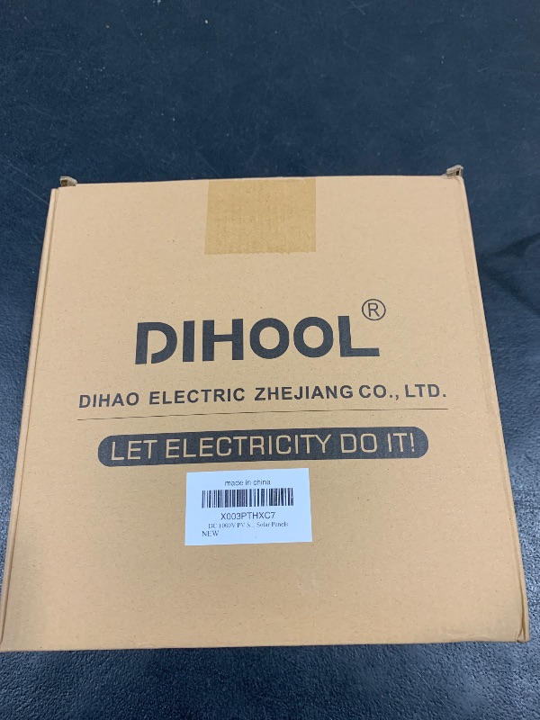Photo 1 of DIHOOL DC Disconnect Switch Box with PV Surge Protector, Solar Circuit Breaker, 40 Amp DC1000V 2 String 2 in 2 Out