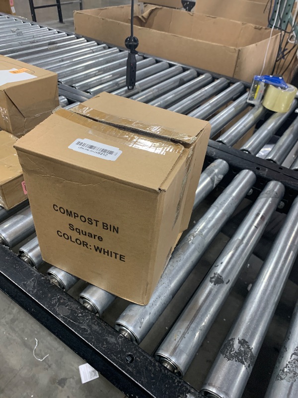 Photo 1 of Compost Bin, LALASTAR Compost Bin Kitchen Counter with Lid, Made of Sustainable Bamboo Fiber, Odorless Indoor Compost Bin, 1 Gallon, Cream, Square